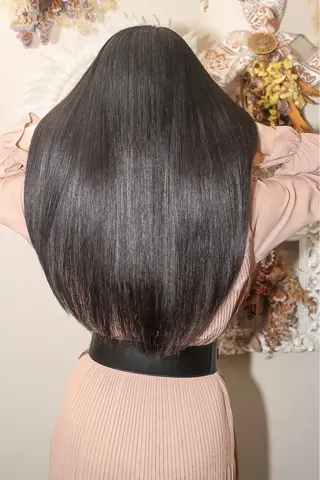 ロング 伊藤 裕貴のヘアスタイル