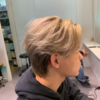 カラー メンズ 濱口 健慎のヘアスタイル