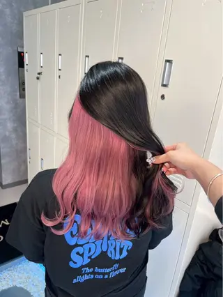 ロング カラー 🌈推し活ハイトーン 💫荒川結星のヘアスタイル