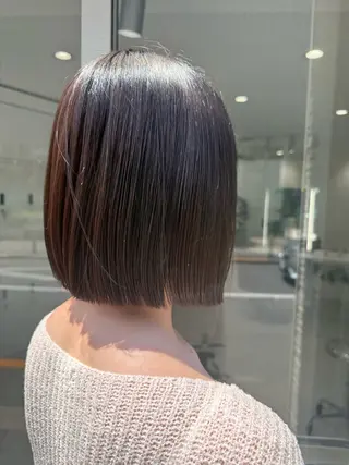 ミディアム やま/トレンドカラー /カットのヘアスタイル