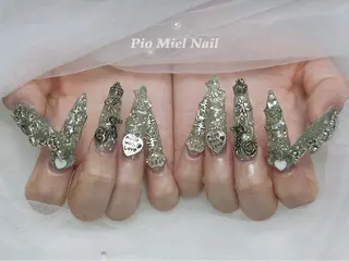 ネイル HANA 長さだしのネイルデザイン