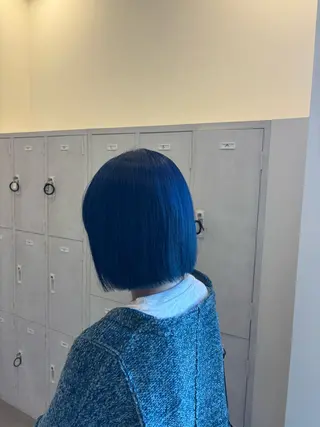 ショート カラー 佐藤 優里のヘアスタイル