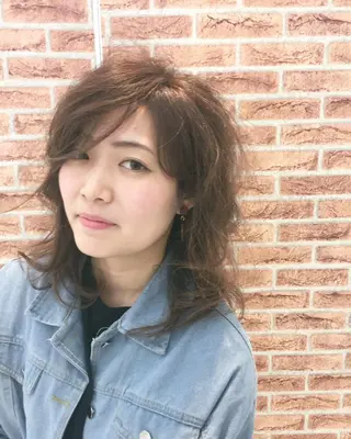 ミディアム カラー パーマ 天王寺区🌟大好評バ ッサリ◎美髪改善矯正のヘアスタイル