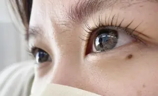 マツエク・マツパ 名倉 彩乃のネイルデザイン