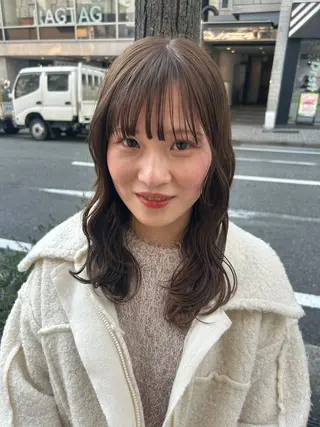 セミロング stylist 倉本恋のヘアスタイル