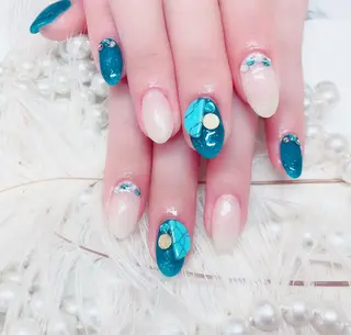 ネイル マジック ミラーのネイルデザイン