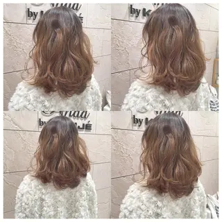 セミロング カラー パーマ ヘアアレンジ ハイトーン特化🤍 浦住のヘアスタイル