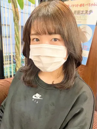 セミロング ⭐️レイヤーカット 大人気　三澤康司⭐️のヘアスタイル
