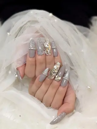 ネイル Allure Yuuのネイルデザイン