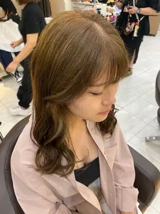 ロング カラー ヘアアレンジ 目黒 碧人のヘアスタイル