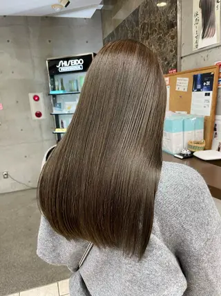 ロング カラー 大栗 佑也  髪質改善のヘアスタイル