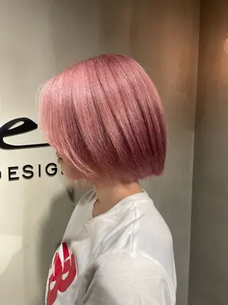 ショート カラー 艶感/レイヤーカット 🌐Taketoのヘアスタイル
