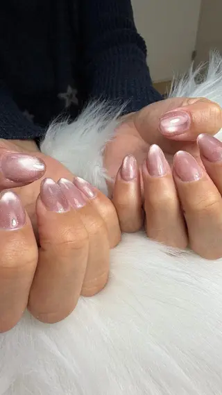 ネイル ホワイトニング専門サロンGLOW所属・GLOW a_nailのネイルデザイン