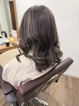 セミロング カラー ハイライト⭐️上野 高広のヘアスタイル