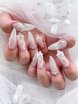 ネイル 五十嵐 美智のネイルデザイン