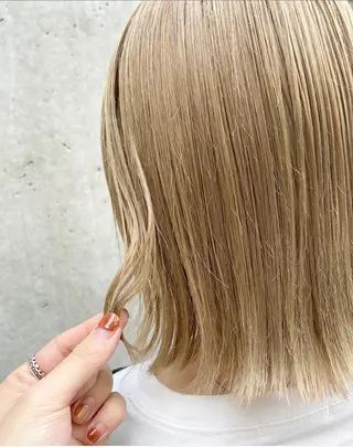 ショート カラー ゆさこのか ダブルカラー／縮毛のヘアスタイル