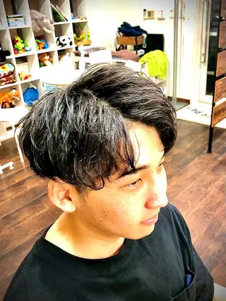 ショート カラー パーマ ヘアアレンジ メンズ men's特化　石井 貴章のヘアスタイル