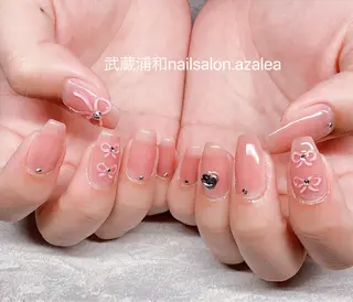 ネイル R inのネイルデザイン