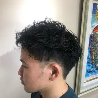 ショート パーマ メンズ 平賀 誠也のヘアスタイル