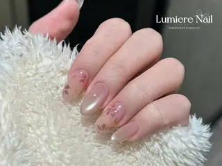 ネイル Lumiere Nailsalonのネイルデザイン