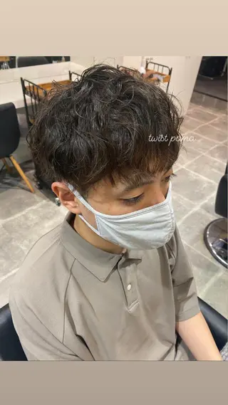 ショート パーマ メンズ 髪質改善/艶カラー 🎀レイヤーカットのヘアスタイル