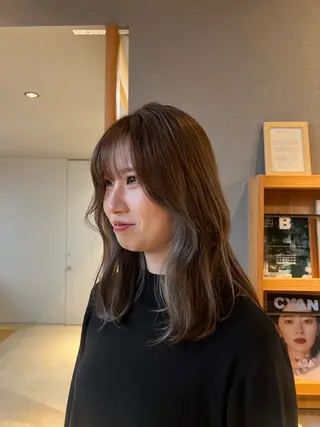 ミディアム cocoro /レイヤーカットのヘアスタイル