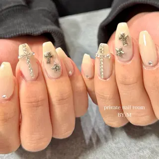 ネイル BY / Mのネイルデザイン