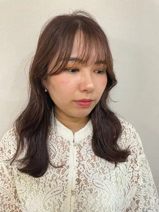セミロング カラー 佐藤 爽香のヘアスタイル