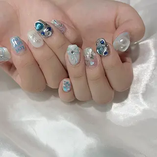 ネイル 山田 真里のネイルデザイン