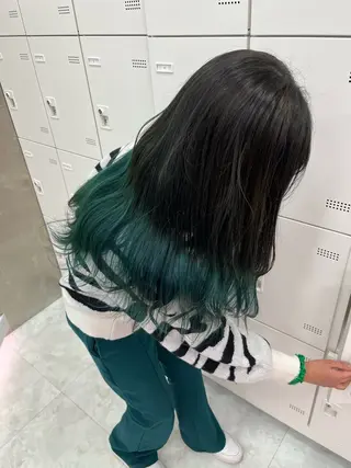 ロング ❤︎ワンホンガーリー なハイトーンヘア❤︎のヘアスタイル