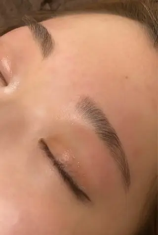 アイブロウ M ARISAのマツエク・マツパデザイン