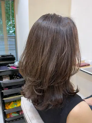 ミディアム カラー 山本 悟志のヘアスタイル