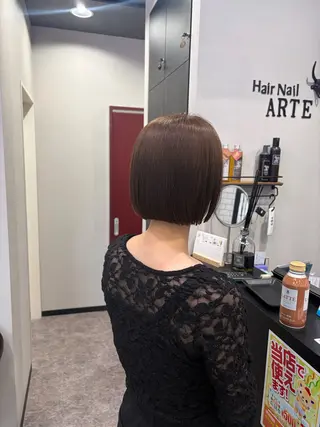 ショート カラー 友滝 真菜美のヘアスタイル