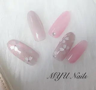 ネイル ニュアンスネイル🌈 MYU Nailsのネイルデザイン