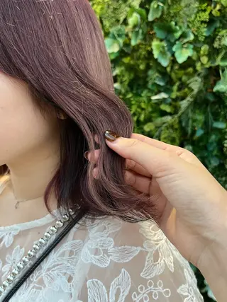 ミディアム 切りっぱなしボブ/ 艶カラー/綾莉のヘアスタイル