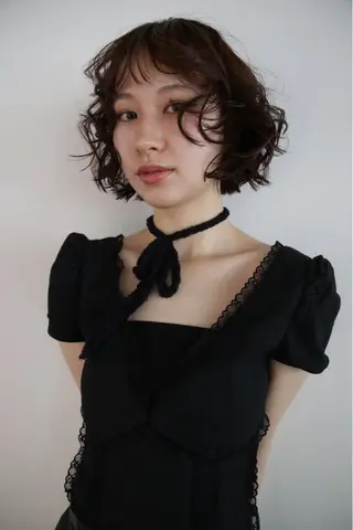 ミディアム 田中 里奈のヘアスタイル