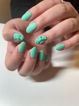 ネイル ulu🌼 nanaのネイルデザイン