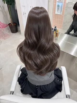 ロング カラー saho😶️️꙳⟡ ミルクティーベージュのヘアスタイル
