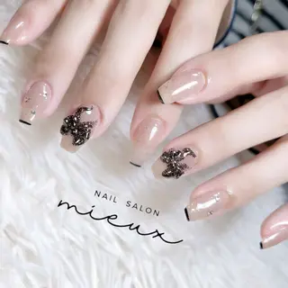 ネイル nailsalon mieuxのネイルデザイン