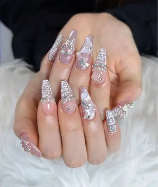 ネイル Julli NailStudioのネイルデザイン