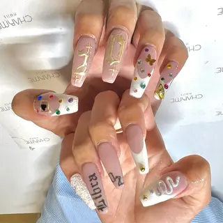 ネイル CHARME 🤎〔RINA〕のネイルデザイン