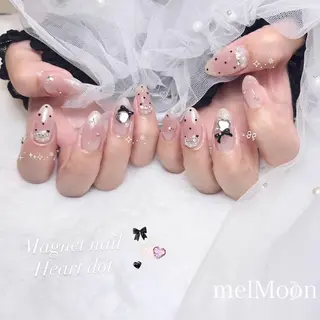ネイル melMoon .のネイルデザイン