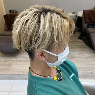 メンズ メンズサロンGRIT 店長 深山一平のヘアスタイル