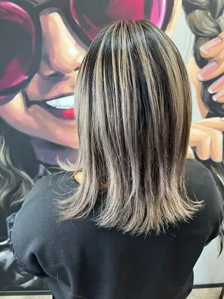 ロング カラー パーマ ヘアアレンジ メンズ キッズ ネイル マツエク・マツパ アイブロウ 久木原 ゆりのヘアスタイル