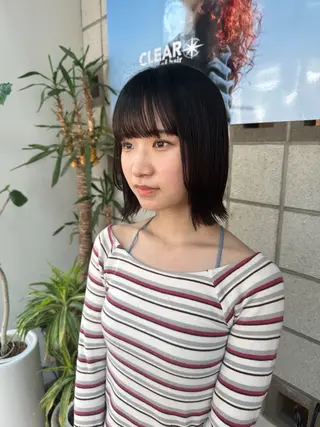 ミディアム 塩澤 榛奈のヘアスタイル