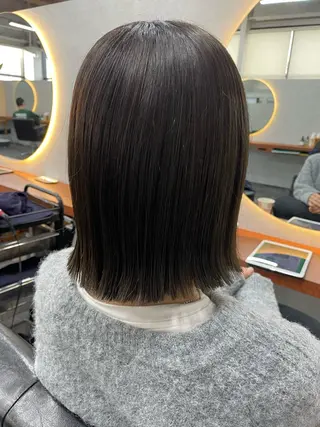 ミディアム 佐藤 菜穂のヘアスタイル