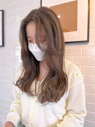 セミロング sa waのヘアスタイル