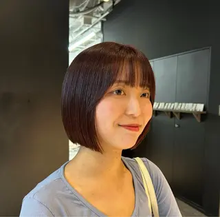 ショート カラー レイヤー/ボブ/透明 感カラー/佐藤奈由のヘアスタイル