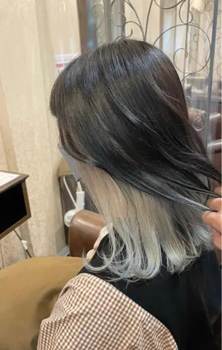 ミディアム 中村 玲美のヘアスタイル