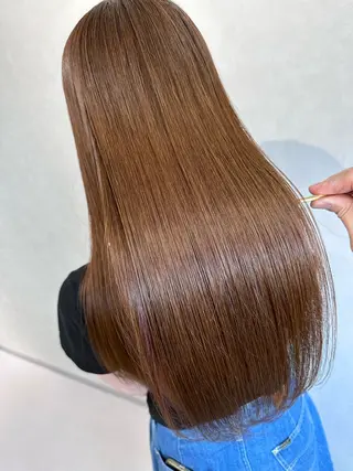 ロング Luana 照沼翔太のヘアスタイル